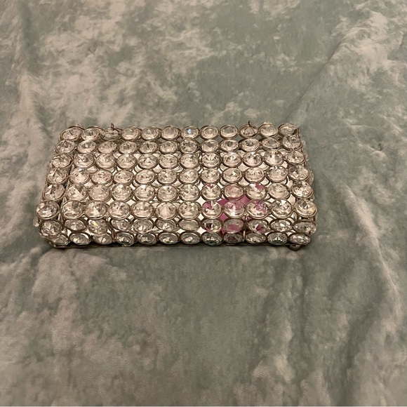 Silver Metal Glam Jewelry Box - Picture 1 of 4